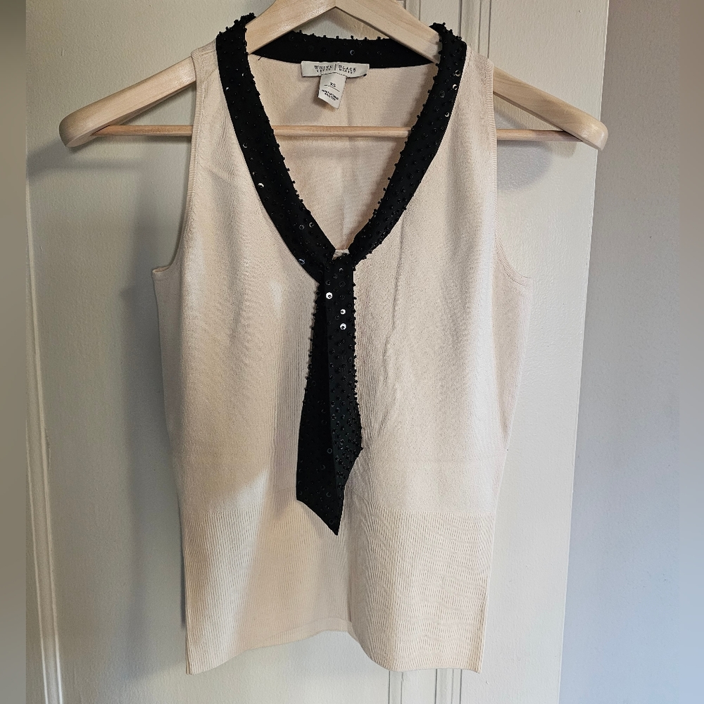 White House - Black Market Sleeveless v-neck top